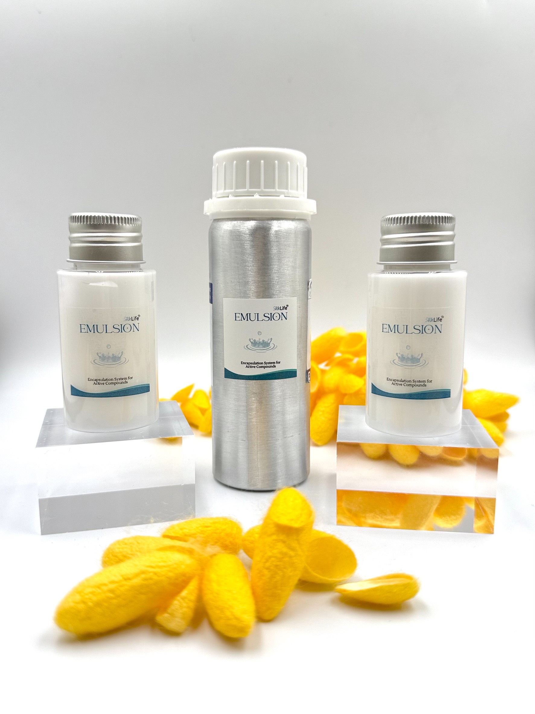 SilkSphere แพลตฟอร์มนาโนอิมัลชันไฟโบรอินรังไหมอินทรีย์สำหรับระบบนำส่งสารออกฤทธิ์ เพื่อเวชสำอางและผลิตภัณฑ์สุขภาพ